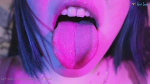 10627897