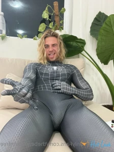 4942349