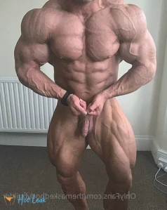 4861628