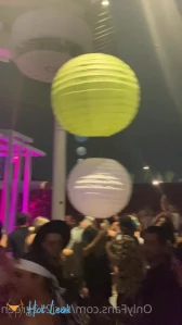 10557426