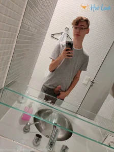 4811653