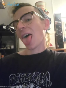 4803786