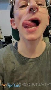 5463946