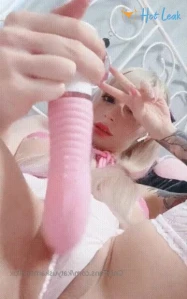 10743186