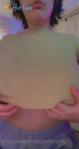 1583943