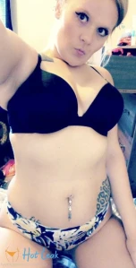 4757018
