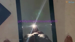 10555878