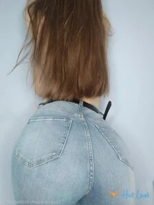 4718673