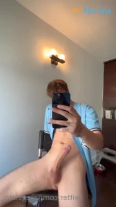 5853222