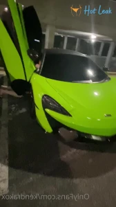 1586114