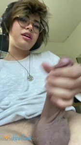 5855273