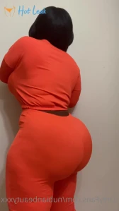 5889430
