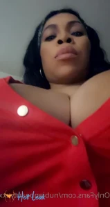 5889457