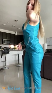 5896382
