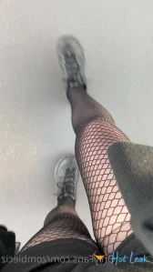 5937984
