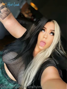 4876364