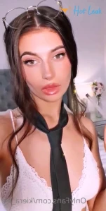 1589542