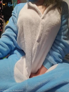 622103
