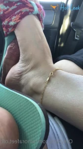 7767593