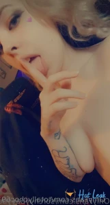 7640744
