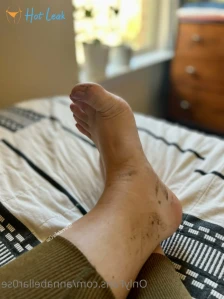 7639049