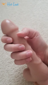 7572748