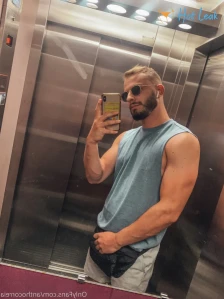 6536946