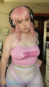 6414957