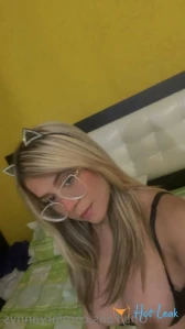 10504718