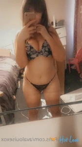 7561763
