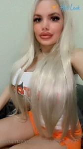 7619566