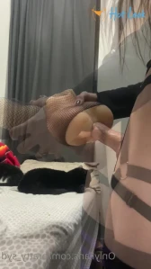 7752557