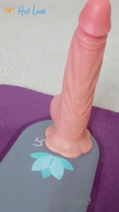 7751882