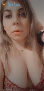 10729978