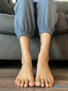 10608475