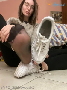 9299318
