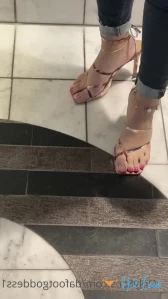 7736457