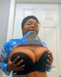 11029161