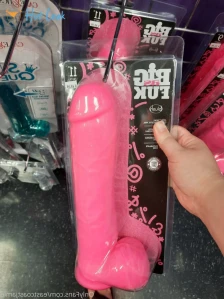 7558555