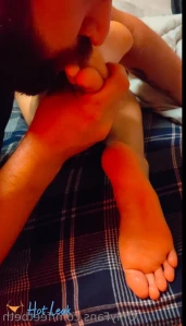 10501805