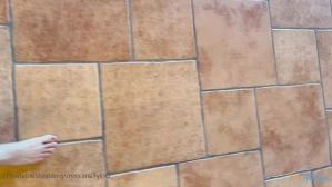 7585800
