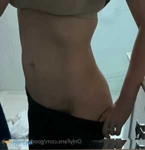 7416095