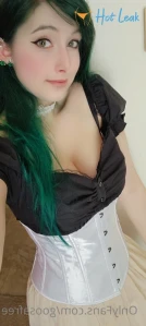 7433694