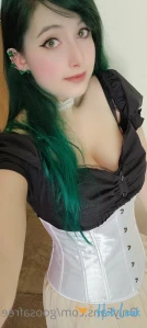 7433889