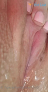 7574323