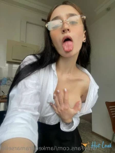 9425975