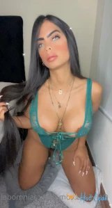 7046099