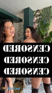 7452832