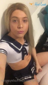7428493