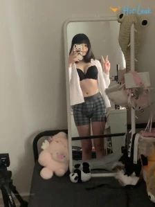 7425481